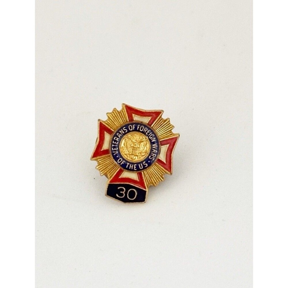 Veterans of Foreign Wars VFW Enamel 30 Year Member Lapel Pin Hat Pin Military